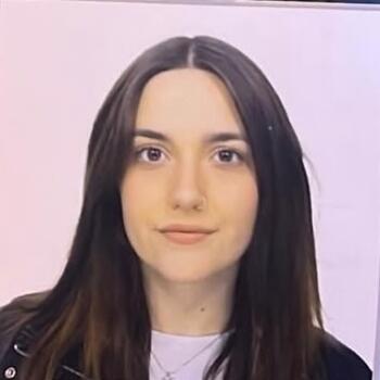 Babysitter in Alicante: María