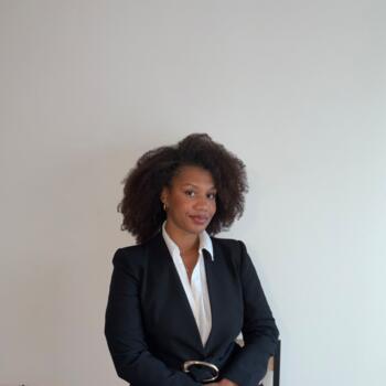 Babysitter in Levallois-Perret: Anne-Emmanuelle