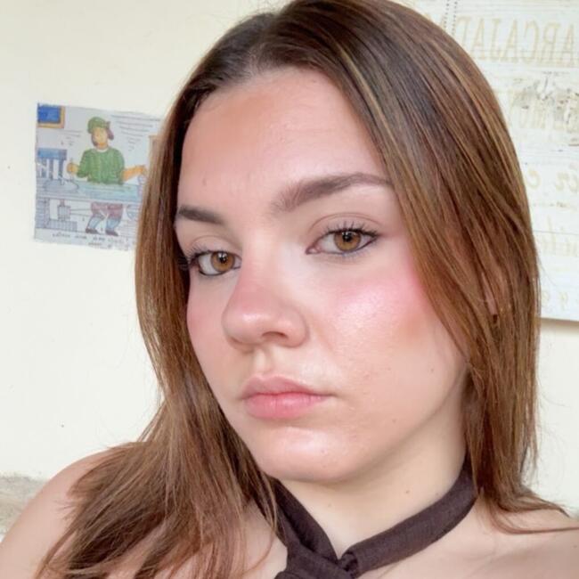 Canguro en Coslada: Monica