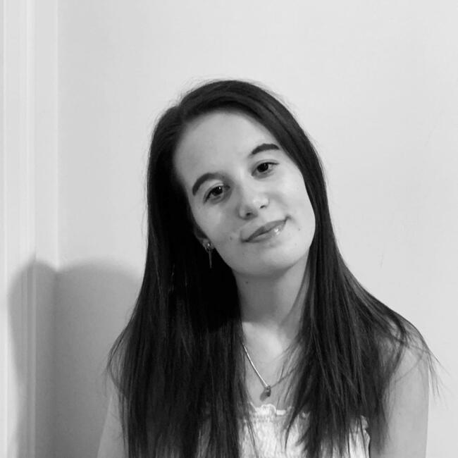 Babysitter in Waregem: Demi