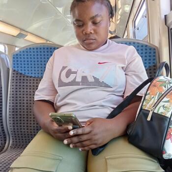 Babysitter in Fosses: Charlène Cyrielle