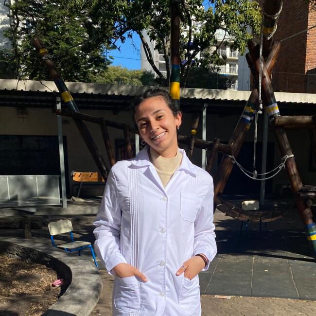 Babysitter in Montevideo: Belén