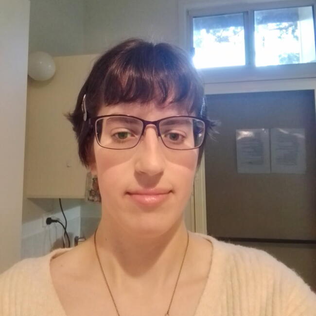 Babysitter in Hobart: Edwina