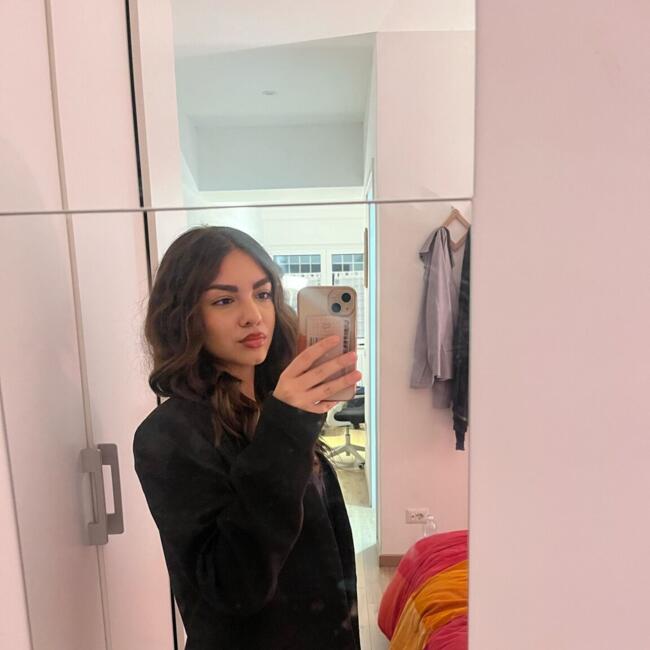 Babysitter in Rome: Giulia