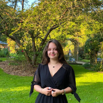 Babysitter in Dinard: Gwenn