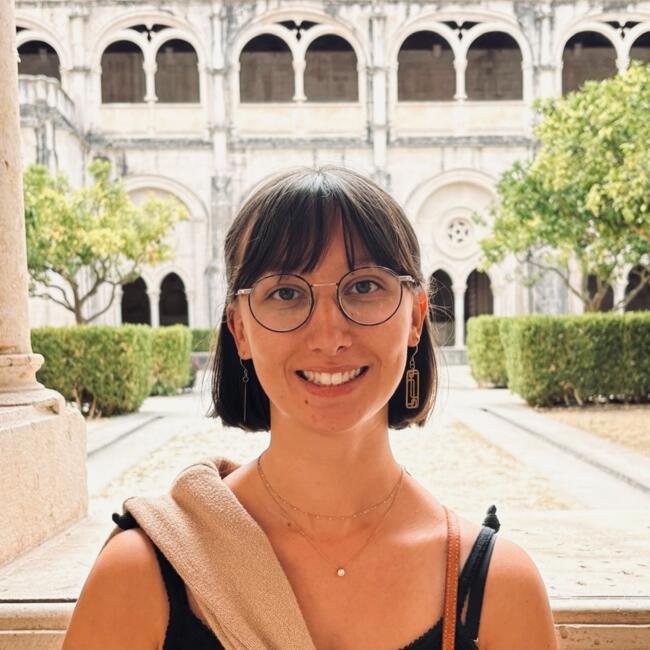 Babysitter in Ixelles-Elsene: Eugénie