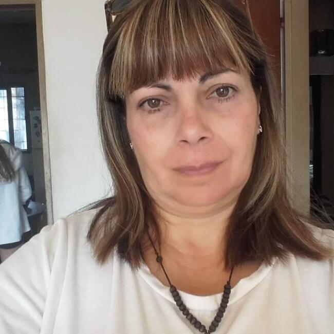 Niñera en Caseros (Buenos Aires): María