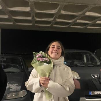 Babysitter in Figueira da Foz: Iara