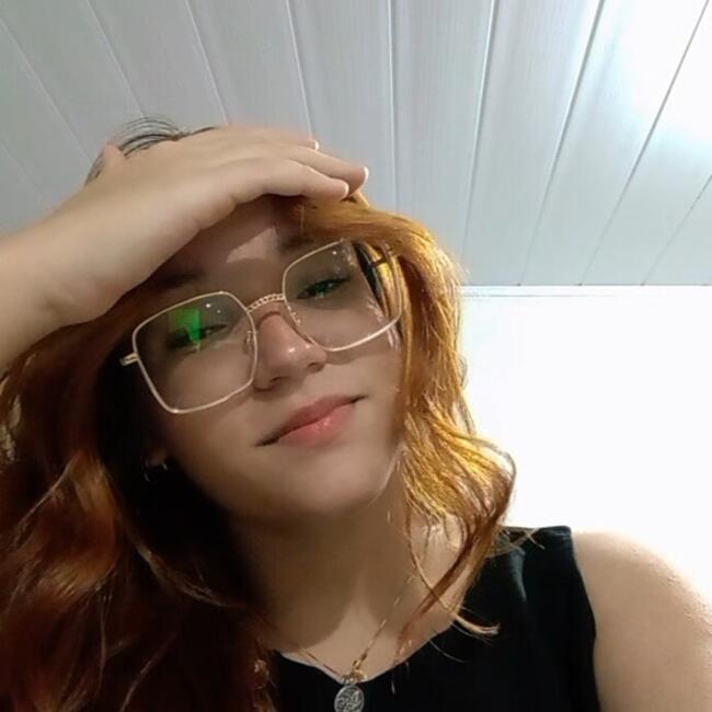 Babysitter in Anápolis: Nicolly