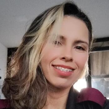 Babysitter Manaus: Daiane