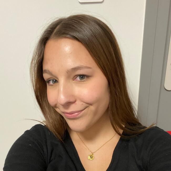 Babysitter in Le Puy-en-Velay: Serena