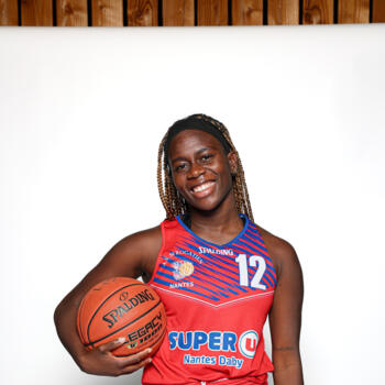 Babysitter Nantes: Colombe