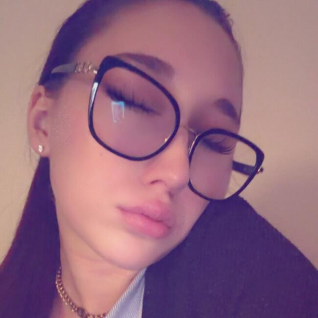 Babysitter in Tonneins: Eva Joy