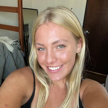 Nanny in Phoenix: Ella