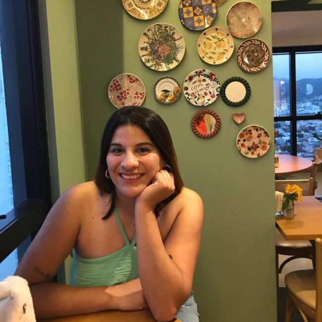 Babysitter in Balneário Camboriú: Micaela Mariana