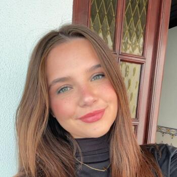 Babysitter Sesimbra: Lorena