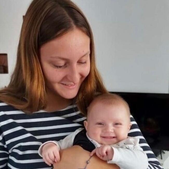 Babysitter in Aytré: Clara