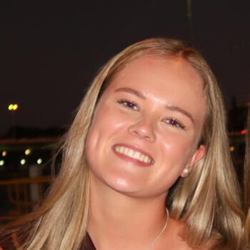 Babysitter Perth: Amber