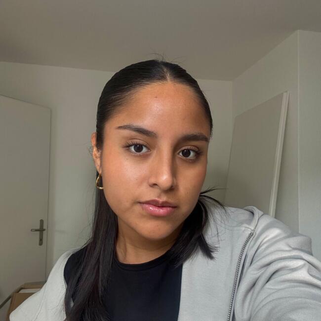 Nanny in Adliswil: Catalina