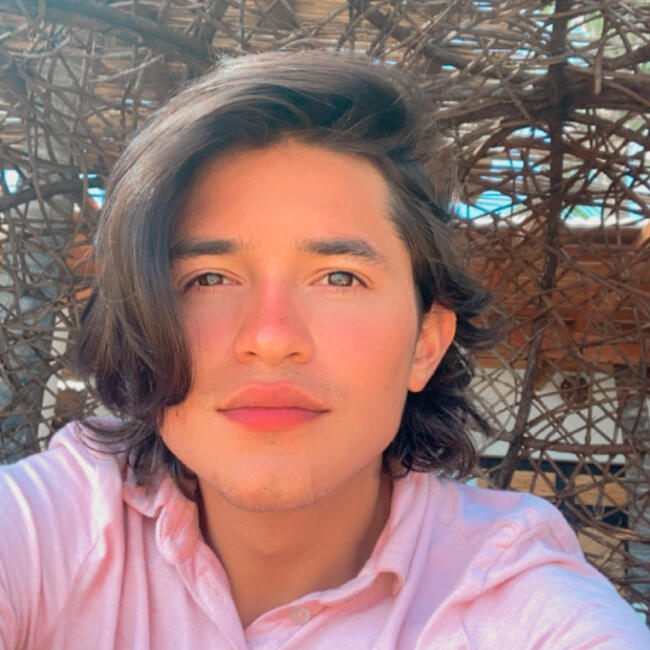 Babysitter in Mexico City: Alejandro