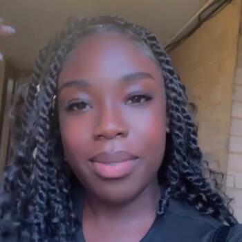 Babysitter in London: Estherr