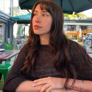 Babysitter Port Montt: Aline