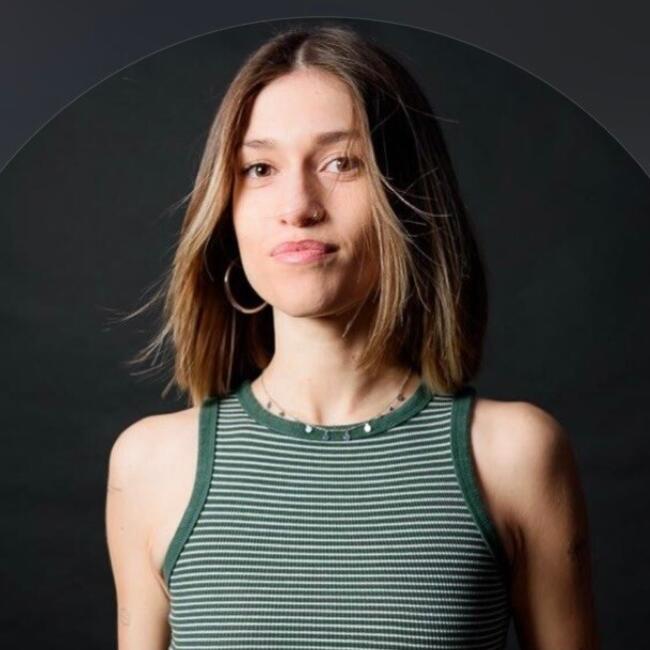 Babysitter in Lleida: Lucia