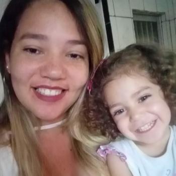 Babysitters in Uberlândia: Stefane