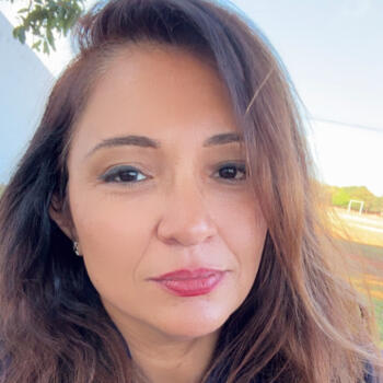 Babysitter in Brasília: Patricia