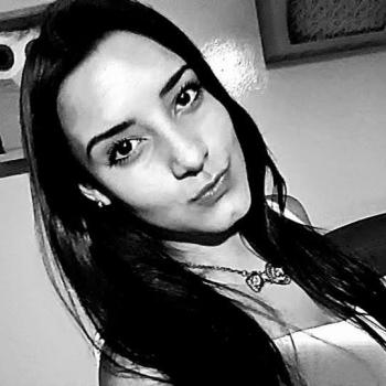 Emprego de babá em Curitiba: emprego de babá Isadora