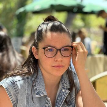 Babysitter in Villeneuve-lès-Avignon: Eloïse