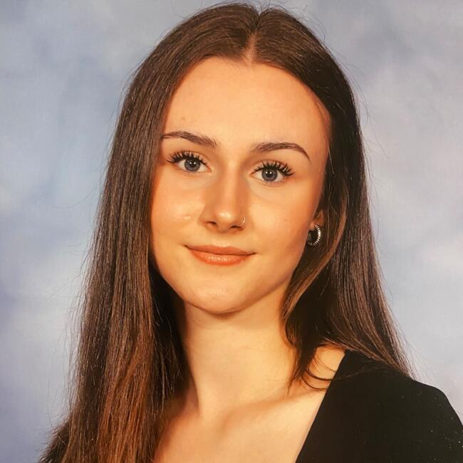 Babysitter in Reading: Nina