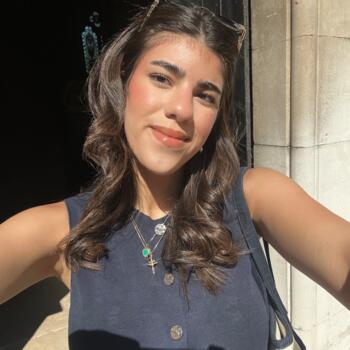 Babysitter in London: Yostina