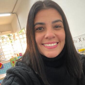 Babysitter São José dos Campos: Talyta