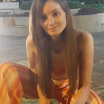Babysitter in Blumenau: Camila