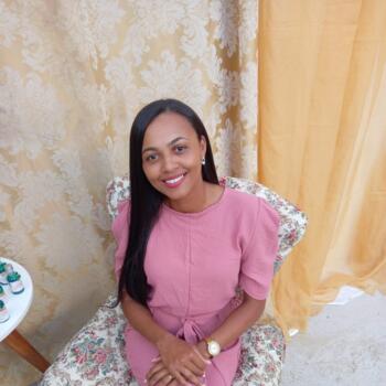 Babysitter in Guarulhos: Jaquele