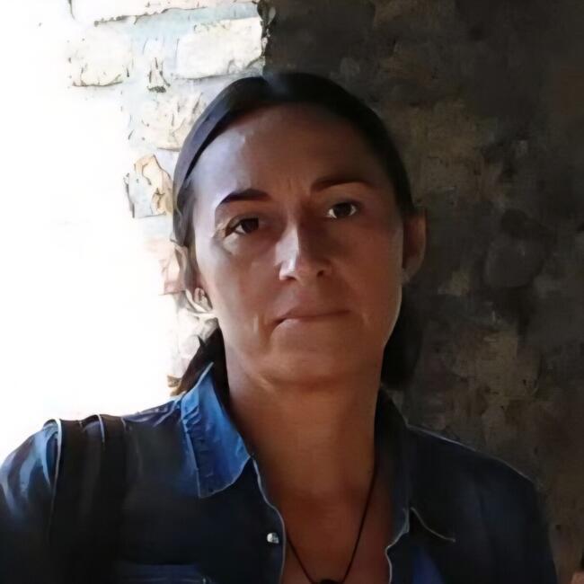 Babysitter a Ferrara: Laura