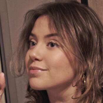 Babysitter Tours: Camille