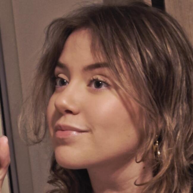 Babysitter in Tours: Camille