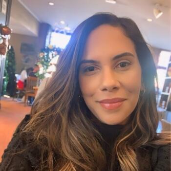 Emprego de babá em Patrocínio: emprego de babá Sara