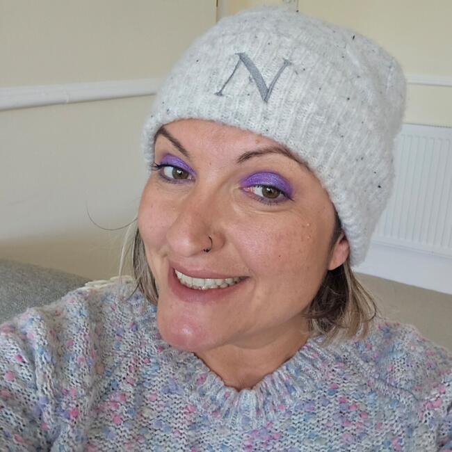 Babysitter in London: Athanasia