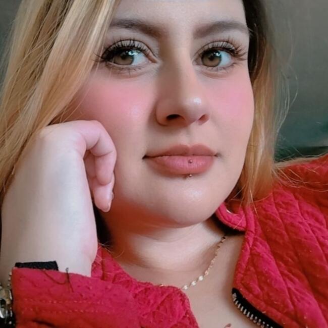 Babysitter στην περιοχή Κίτο: Katherine