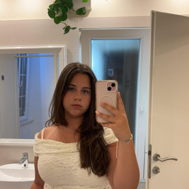 Babysitter in Stuttgart: Nicole