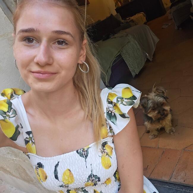 Babysitter in Naters: Cinti