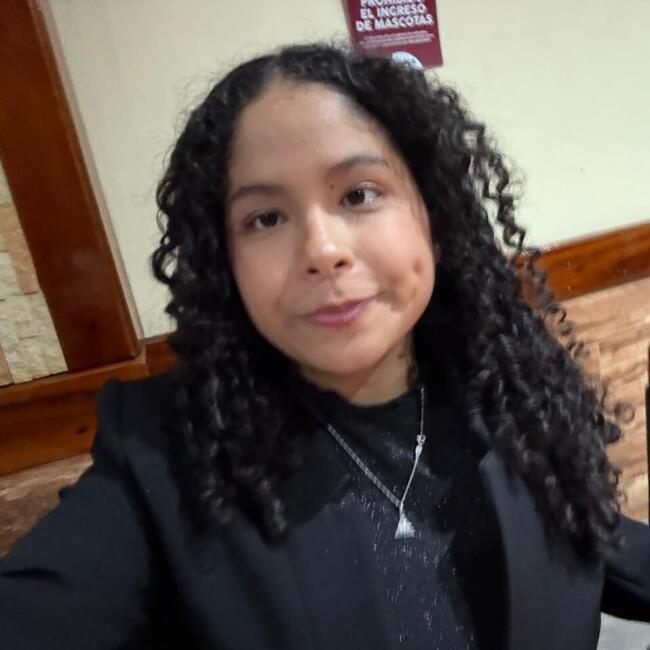 Niñera en El Callao: Fernanda y Bihanka