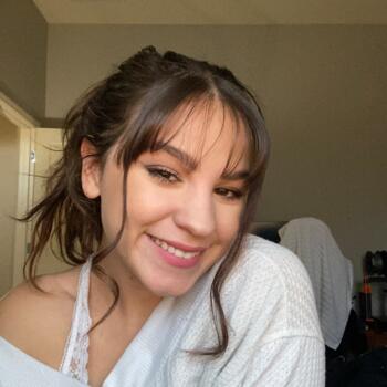 Babysitter in Queen Creek: Amaya
