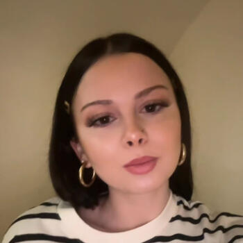 Babysitter in Ouistreham: Charlotte