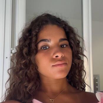 Nounou à Six-Fours-les-Plages: Nawel