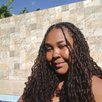 Babá em Belford Roxo: Beatriz