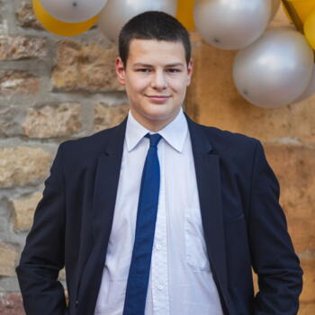 Baby-sitter Saint-Cyr-au-Mont-d'Or: Vadim Lorne